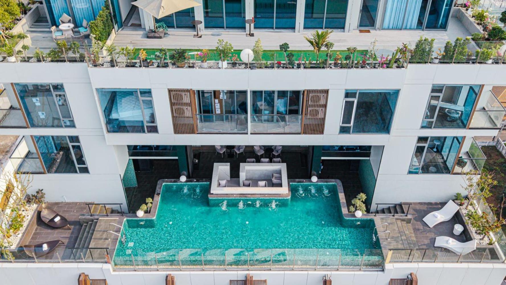 Beverly Mountain Bay, Trademark Collection By Wyndham 4* Pattaya