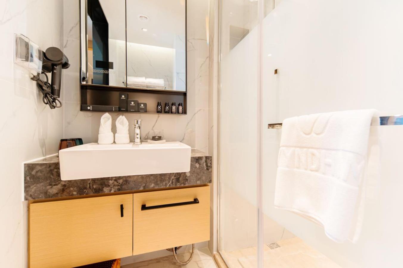 Hotel Beverly Mountain Bay, Trademark Collection By Wyndham Pattaya