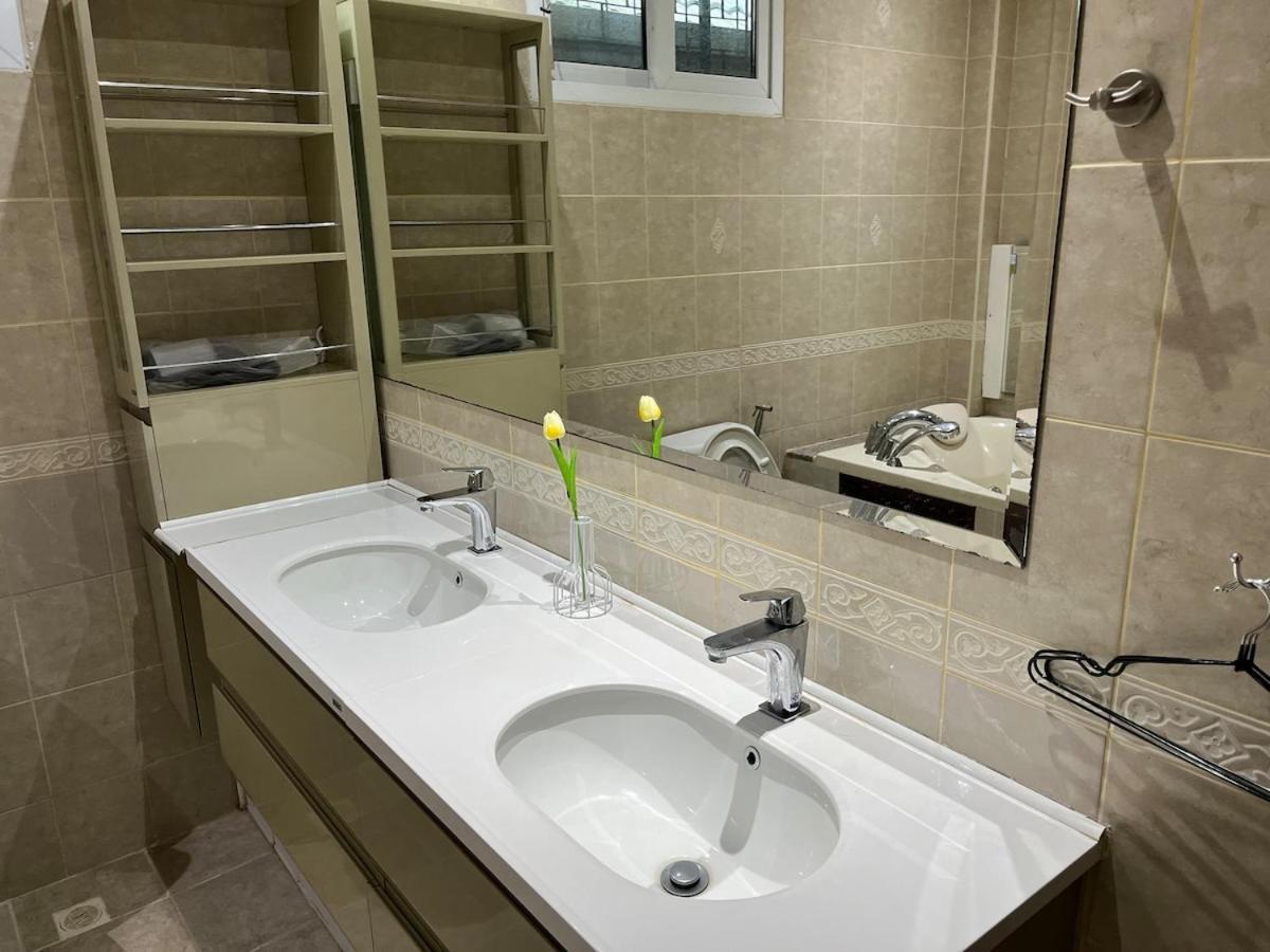 2 Bedroom With Private Swimming Pool And Jacuzzi