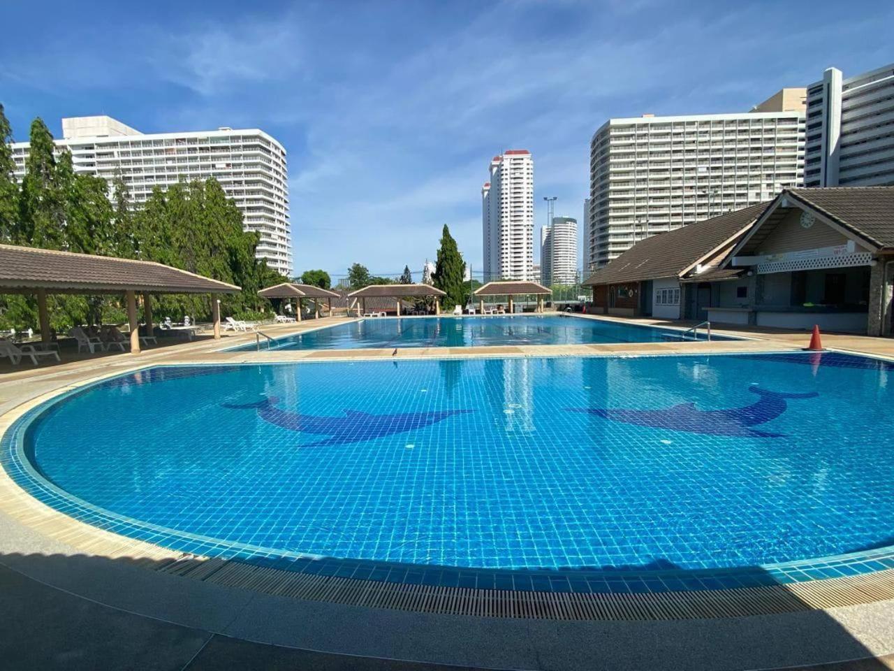 Jomtien Condotel A Apartment *