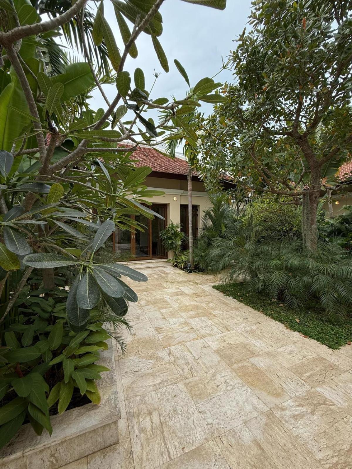 Luxury Luxury Seven Stars