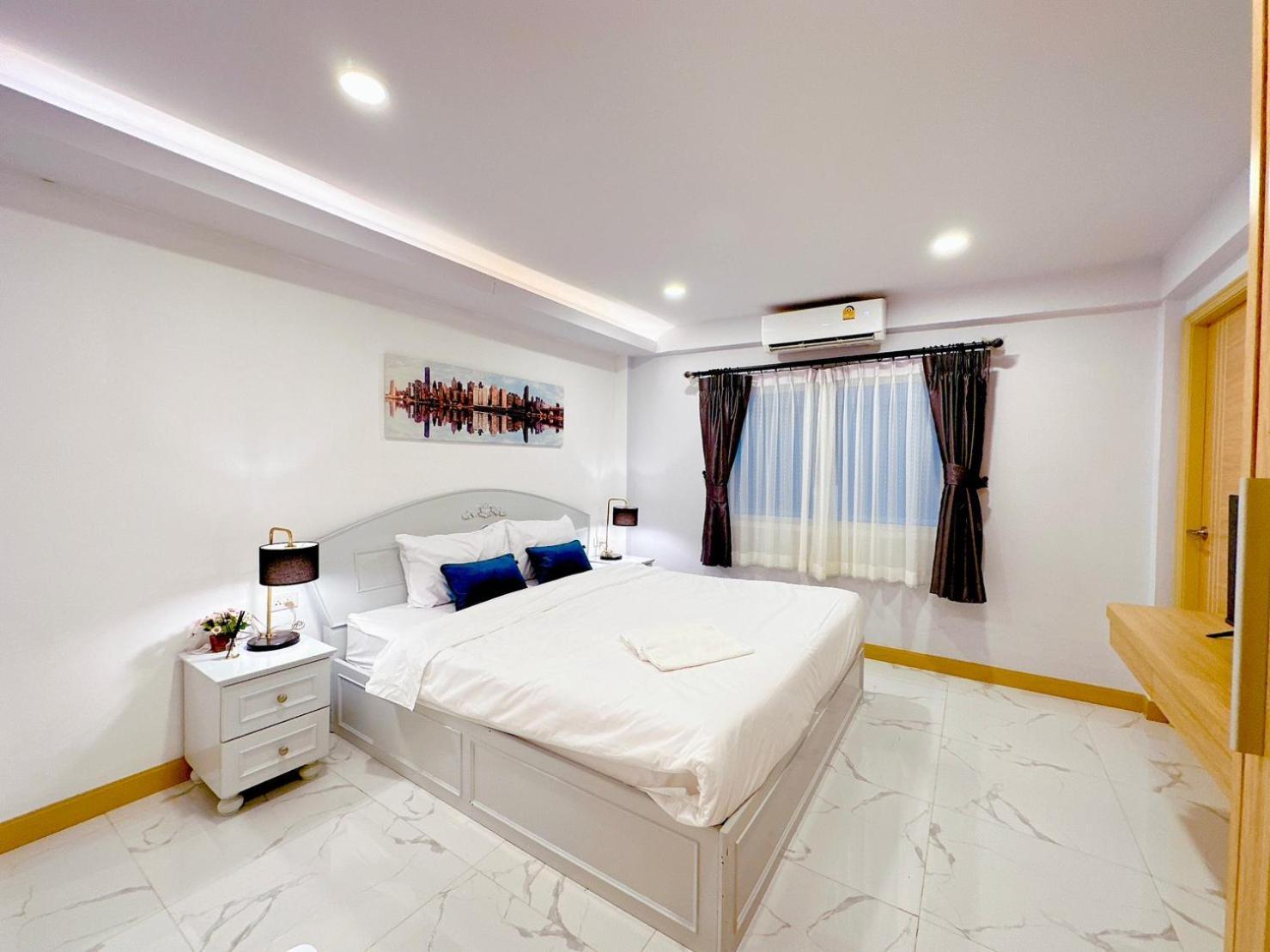 Tagvilla Suksabai In - 04 Bedroom Pattaya