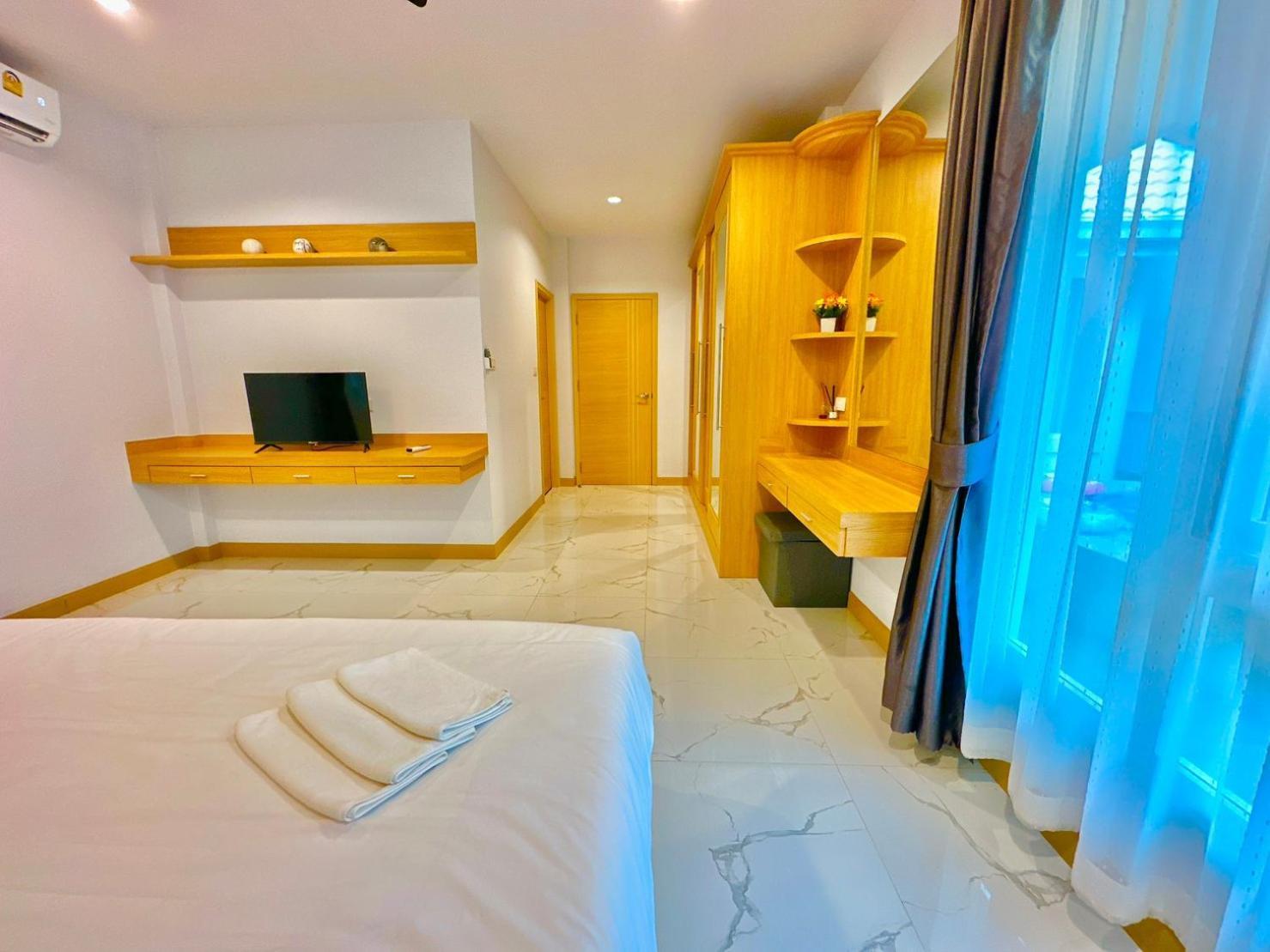 Tagvilla Suksabai In - 04 Bedroom Pattaya