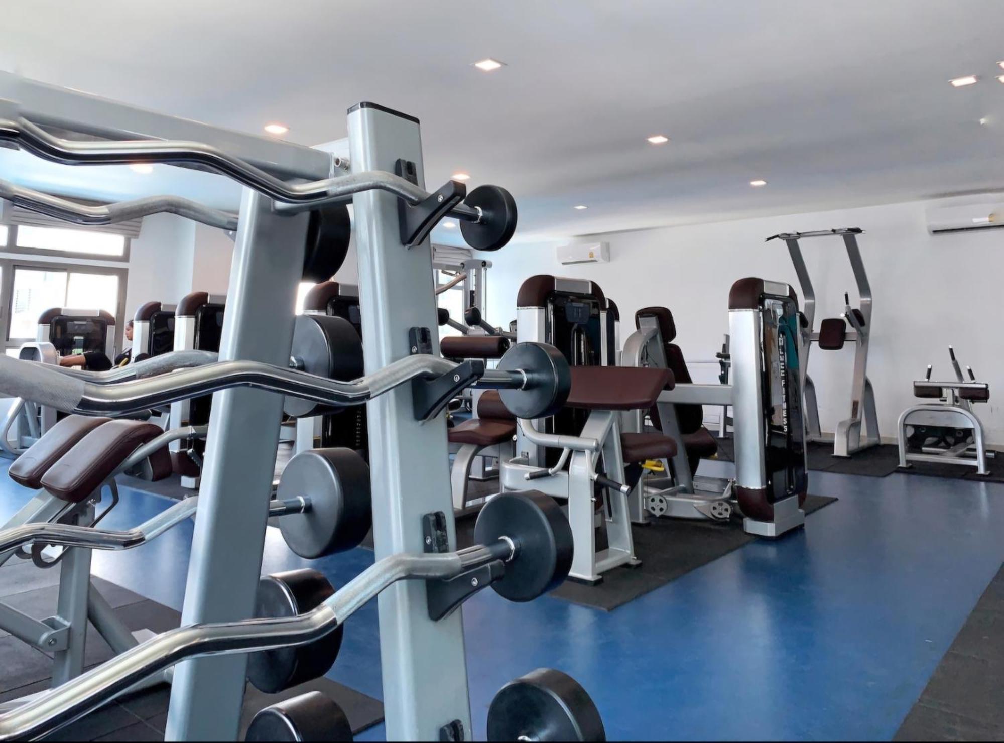 Apartment Luxury Living With Grand Pool Pattaya