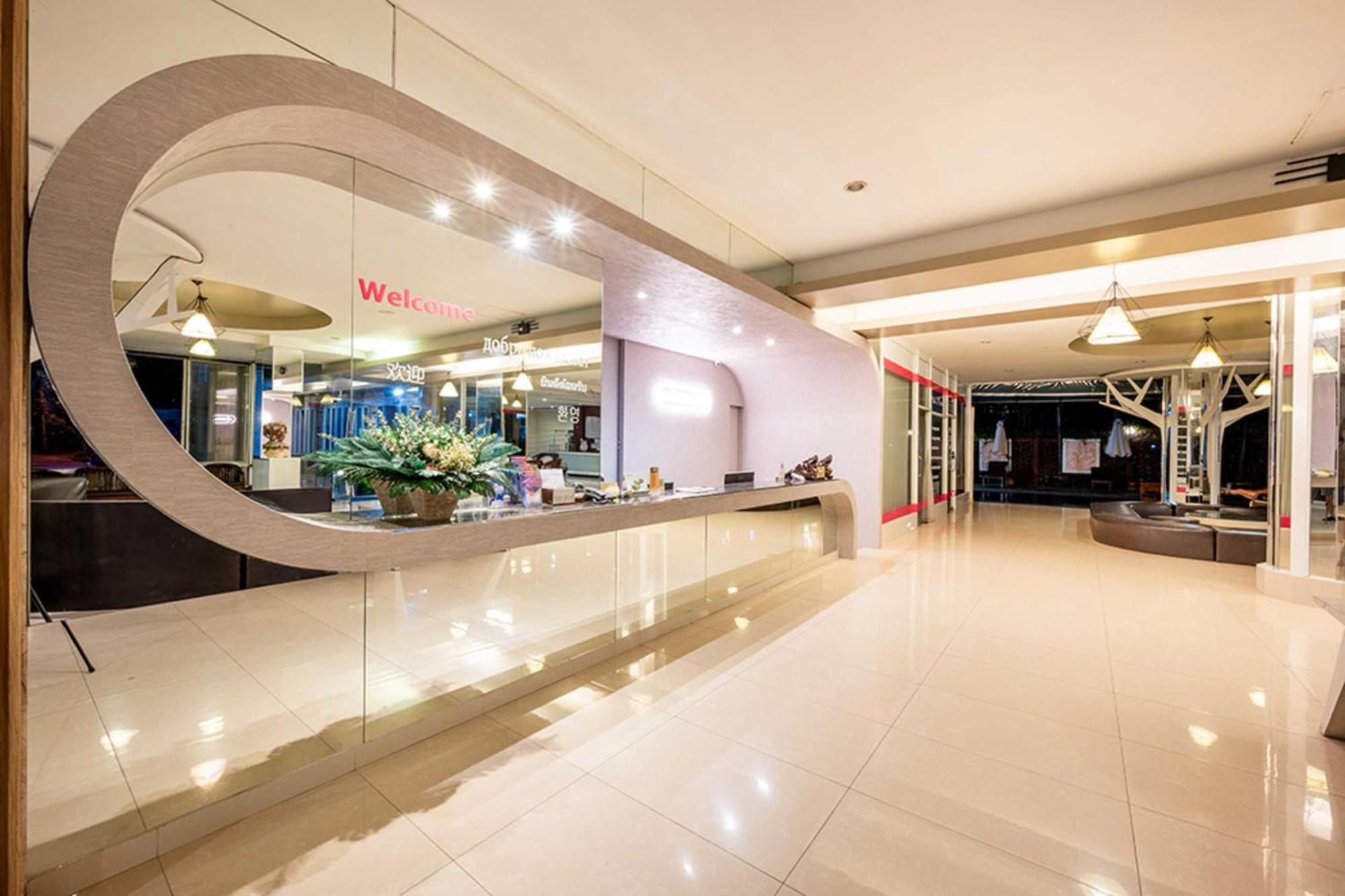 Dancenter Luxury Underwater World Apartment