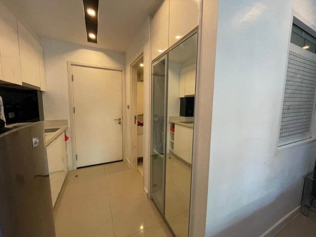 Ccr Center Jk Apartment