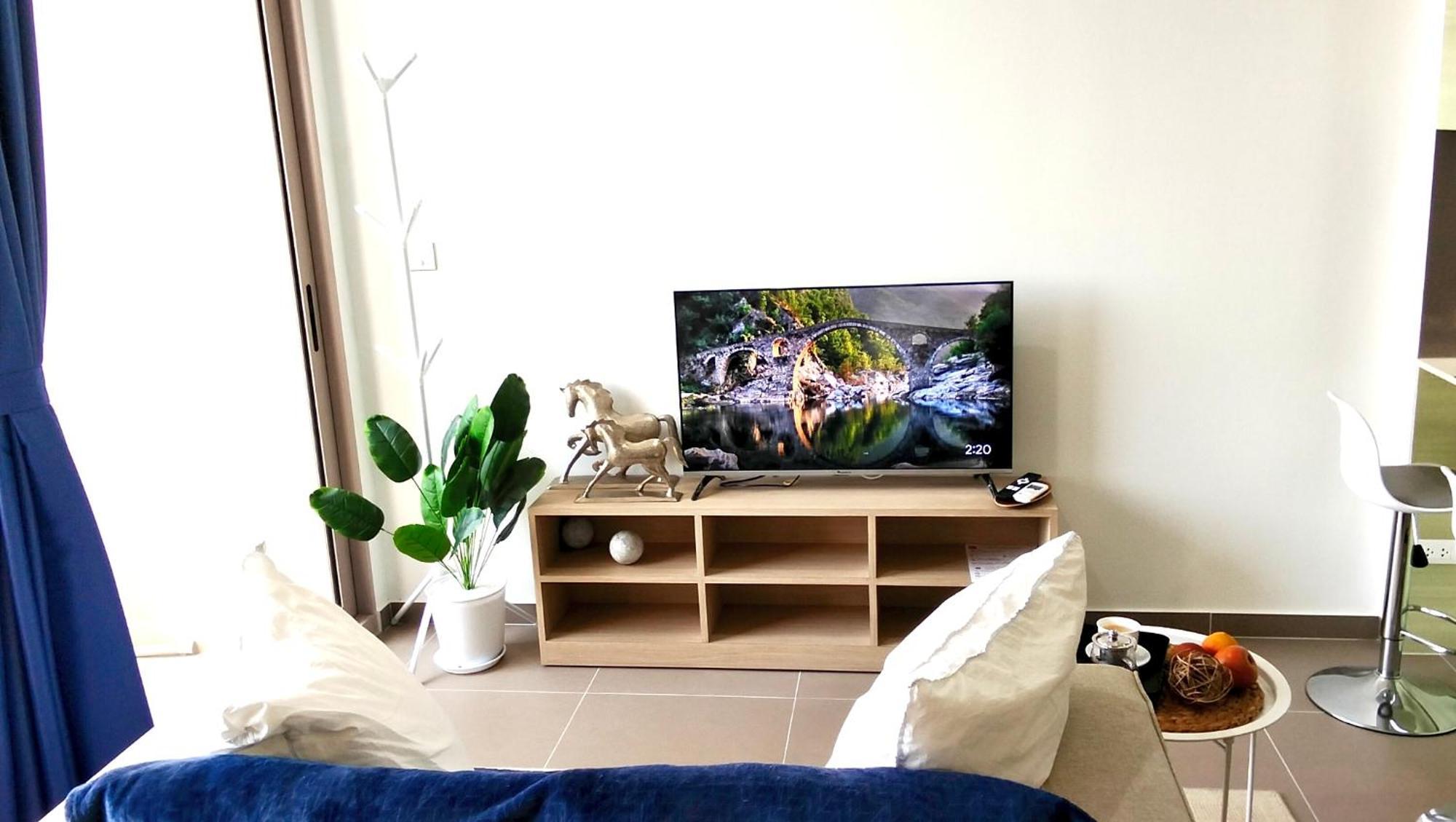 Southpoint Guestroom *