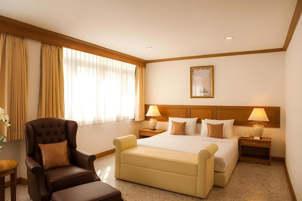 Lido Hotel 3*