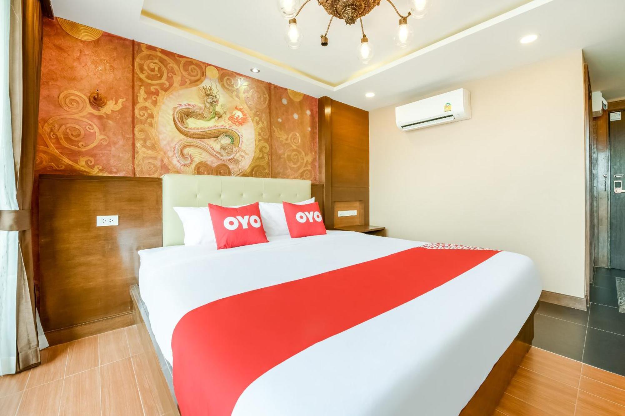 Hotel Super Oyo 458 Nakorn Siam Boutique 2*