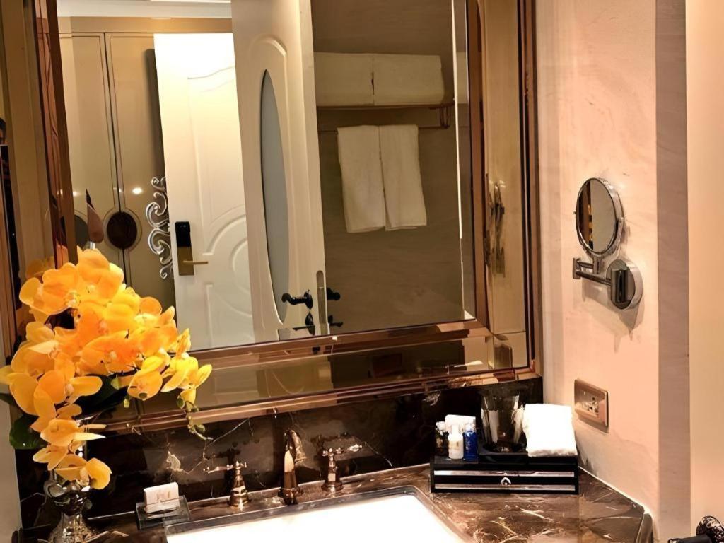 Hotel Lk Grand Empire