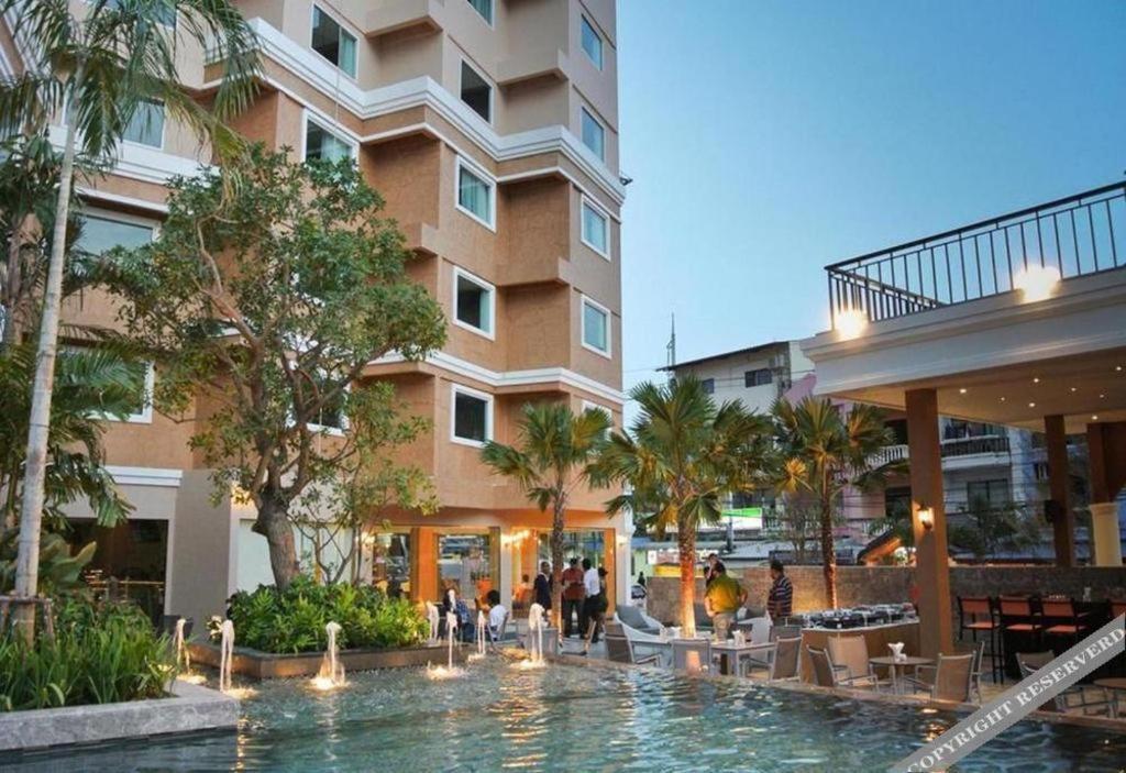 Grand Scenaria 4* Pattaya