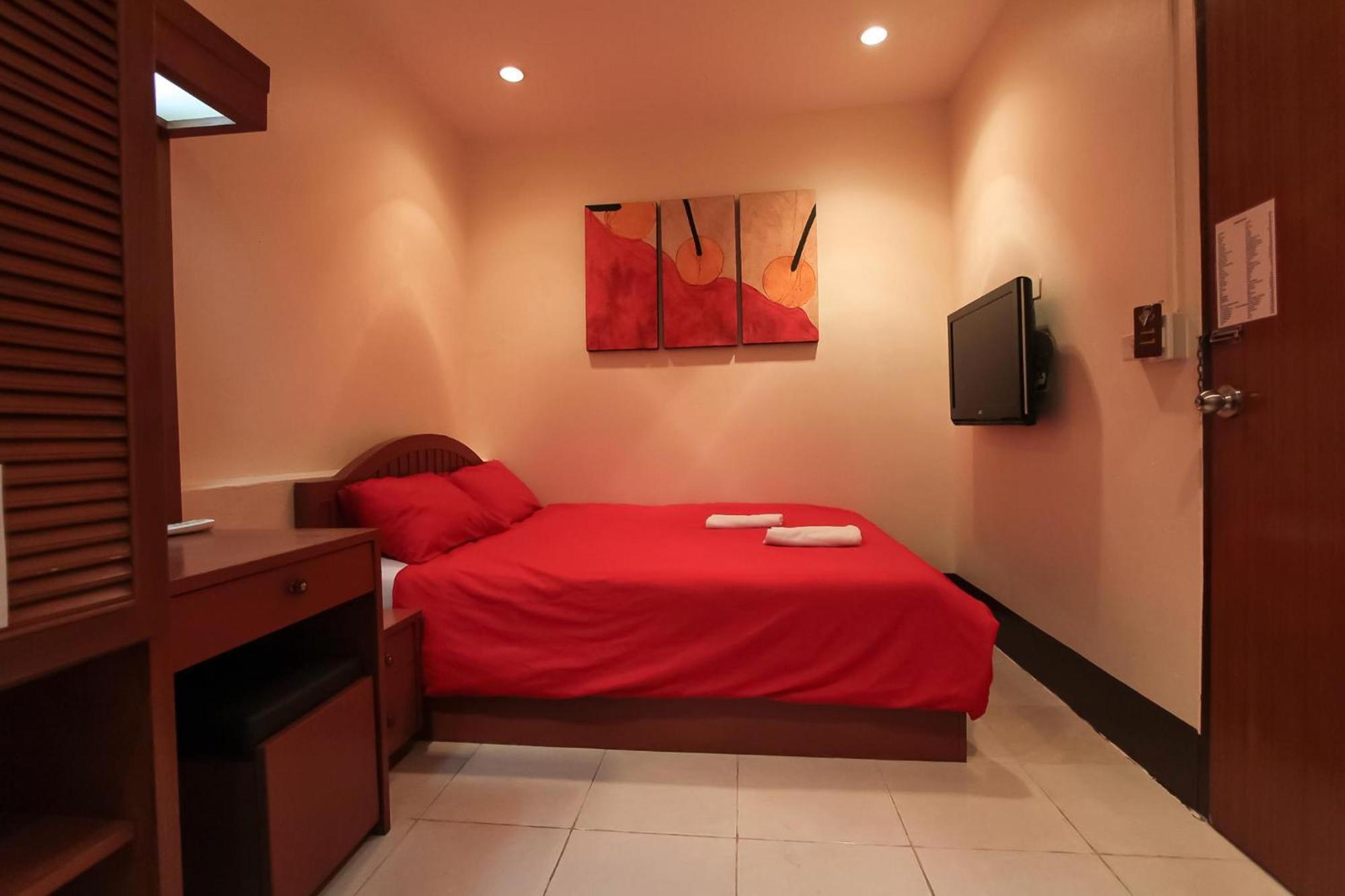 Walking Street Guest house