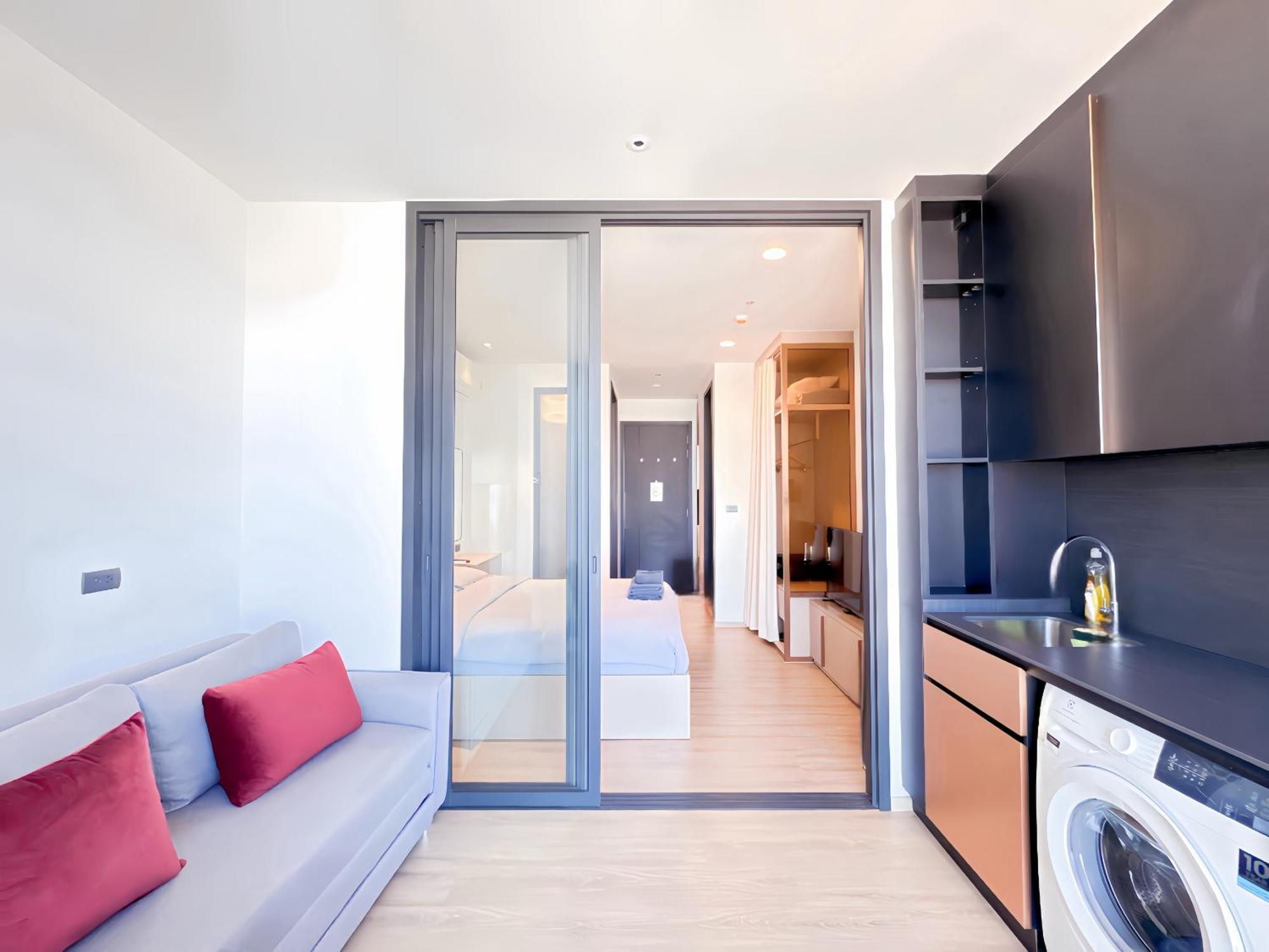 Edge Oasis Apartment