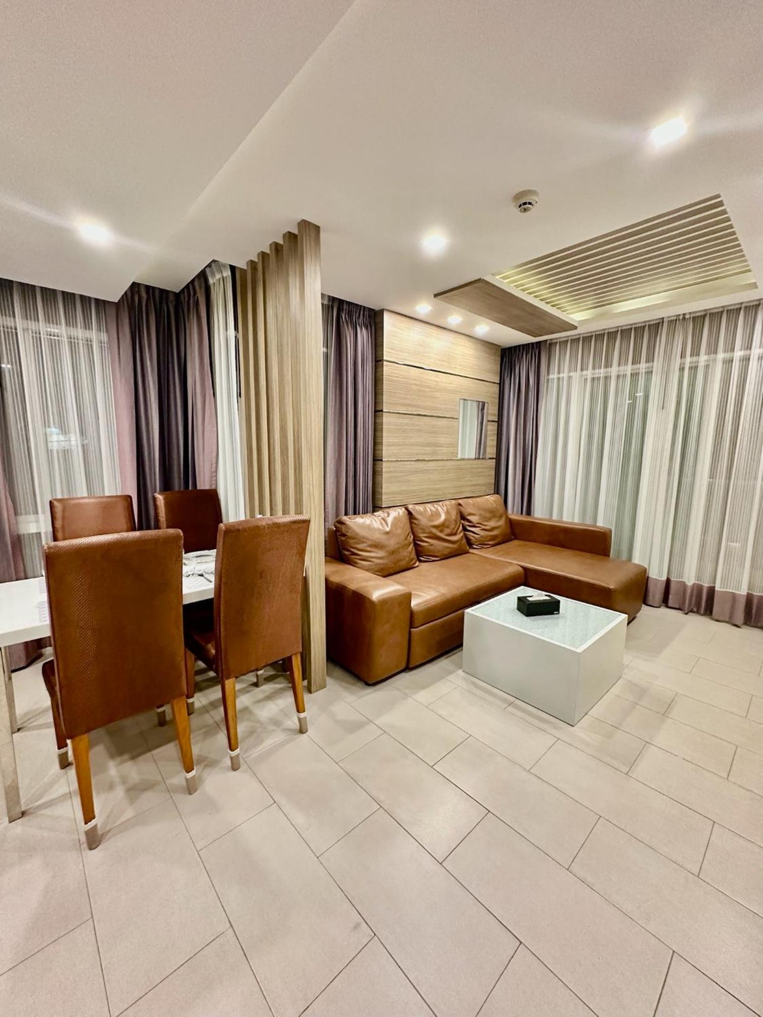 The Prim Grand Wongamat N103 - Spacious Near The Sea Apartment
