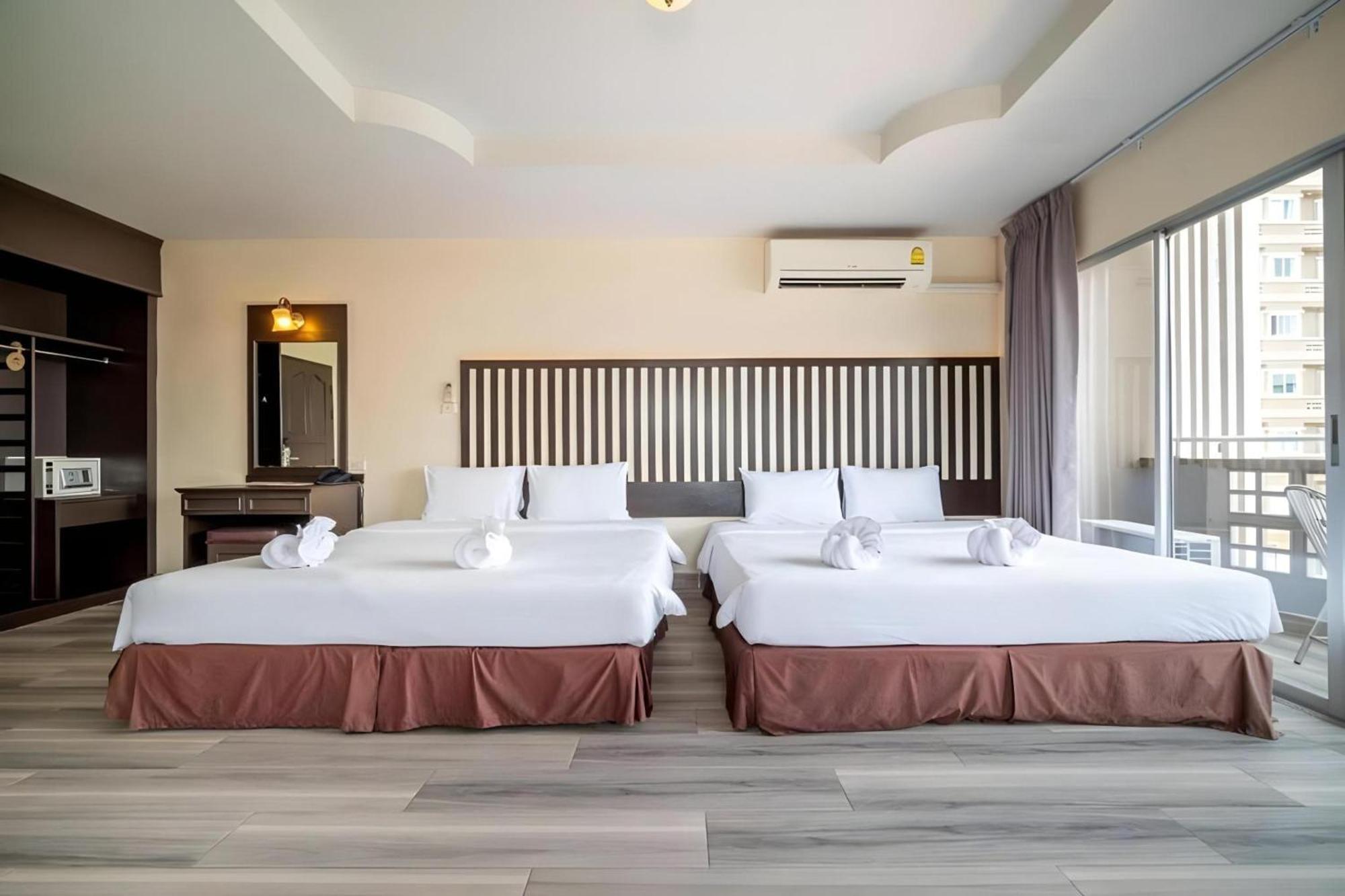 Sunday Ja Hotel