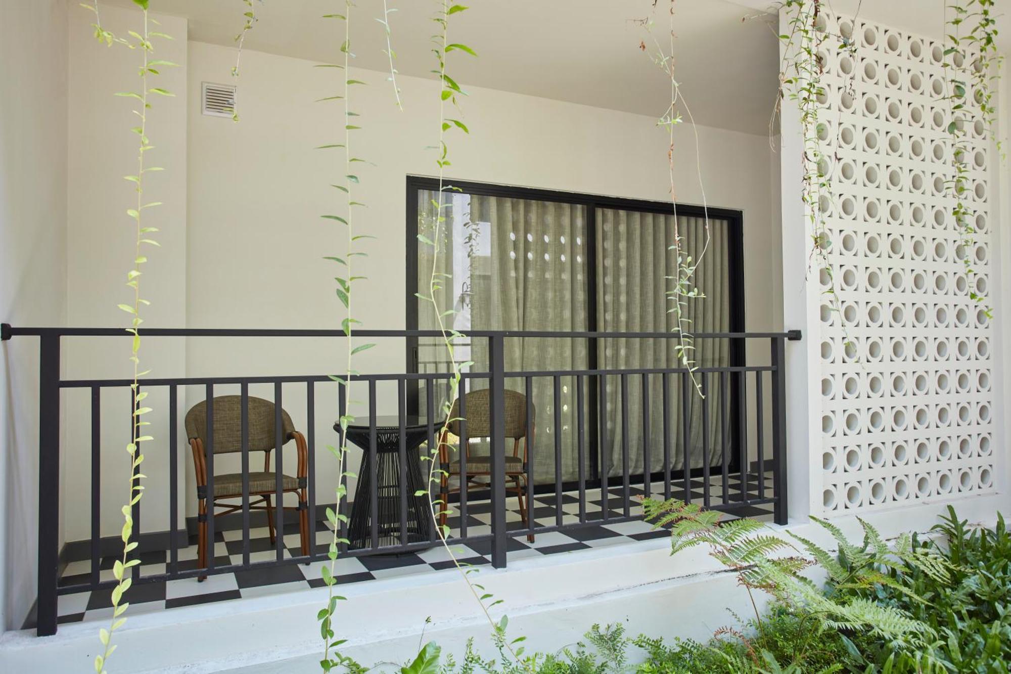 Health Land & Pattaya