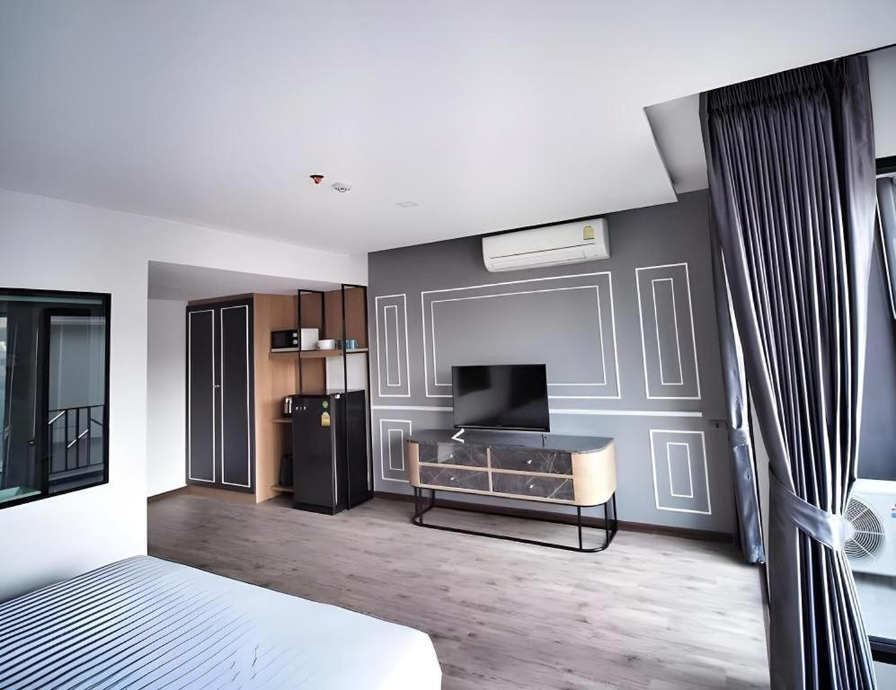 Sleep With Me Hotel Pattaya