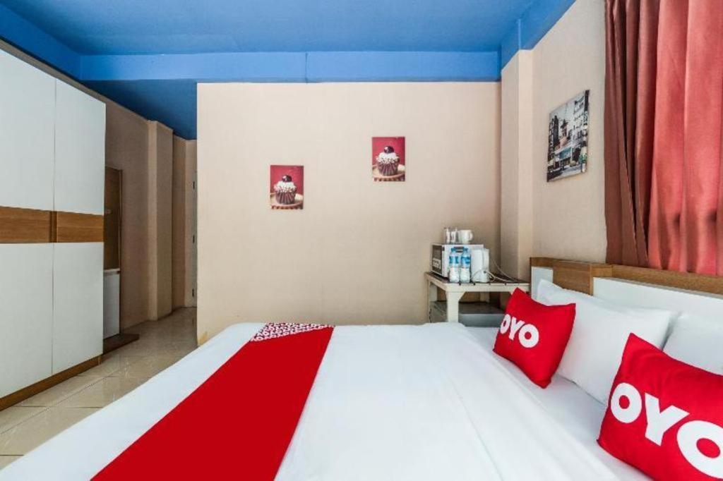 Hotel Oyo 826 Cozy 2*