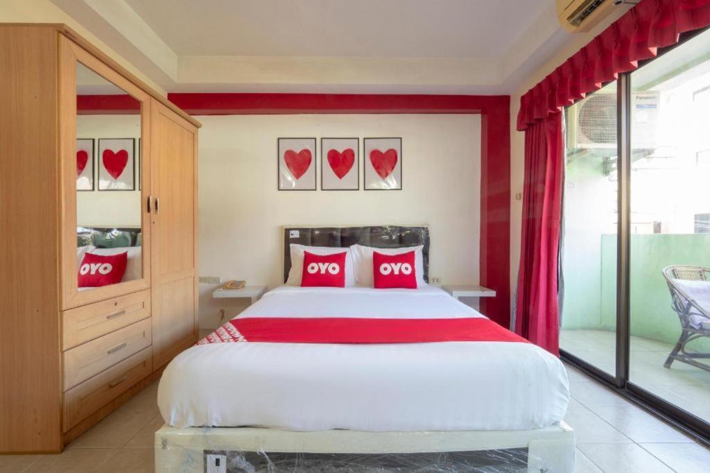 Oyo 75381 Billabong Hotel Pattaya