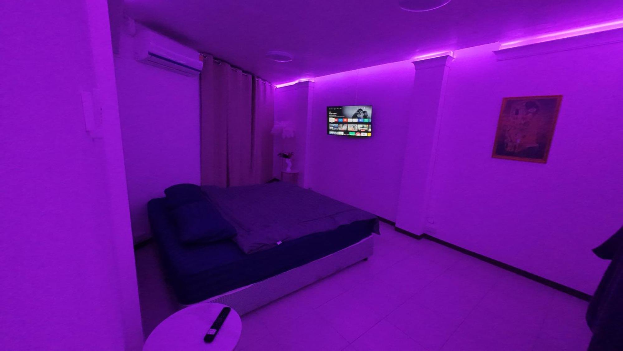 W33d Gallery Pattaya