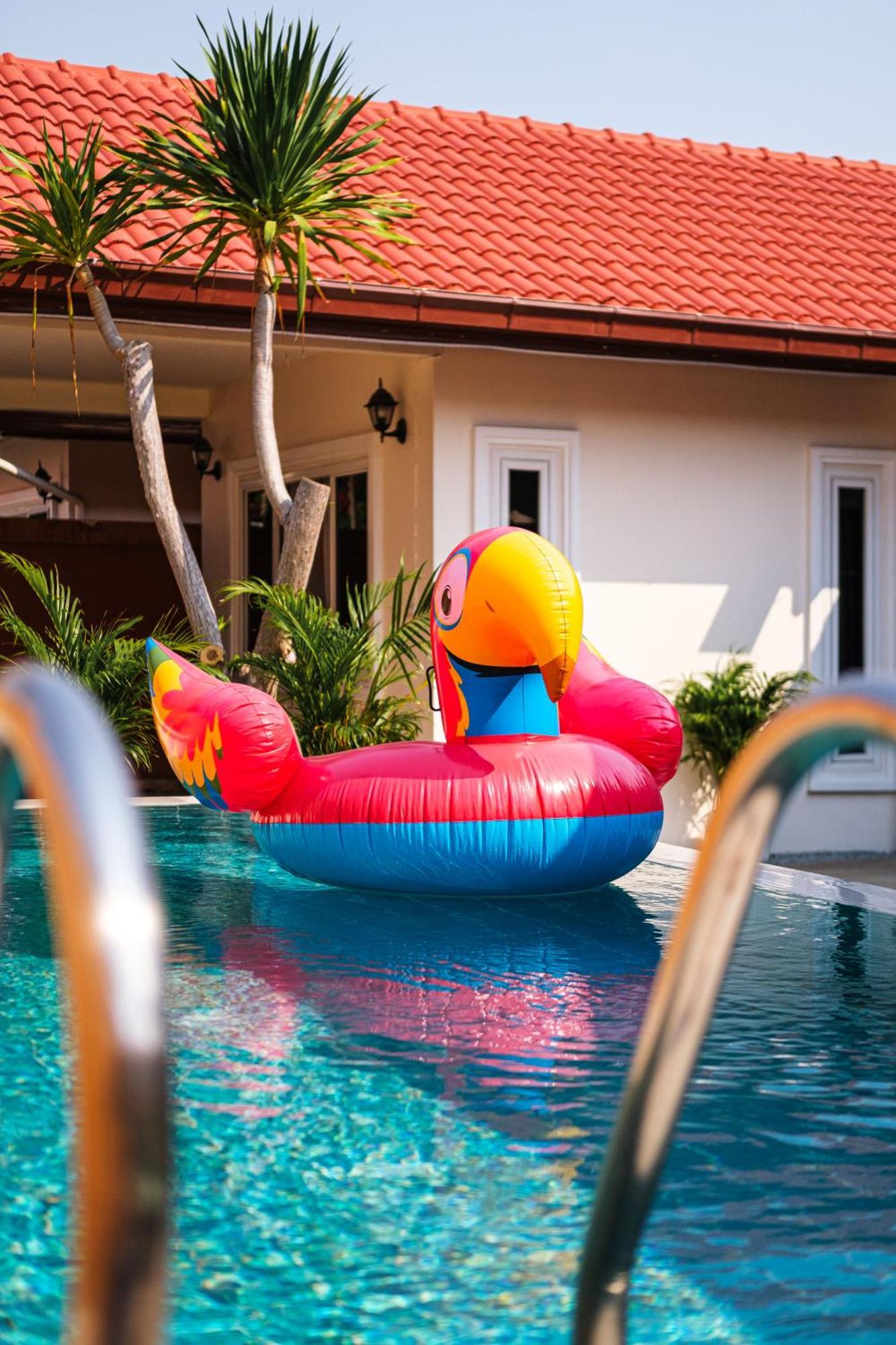Villa Royal Massarossa Pool Pattaya-23