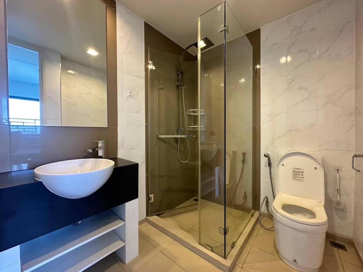 Sea View High Flr,2 Bed Exclusive At Apartment Pattaya