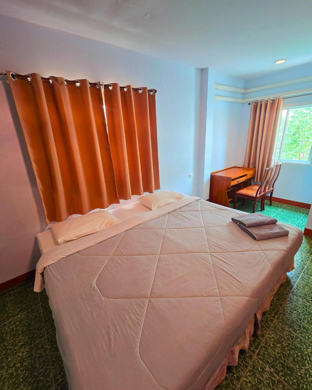 Jardin Hotel 3*