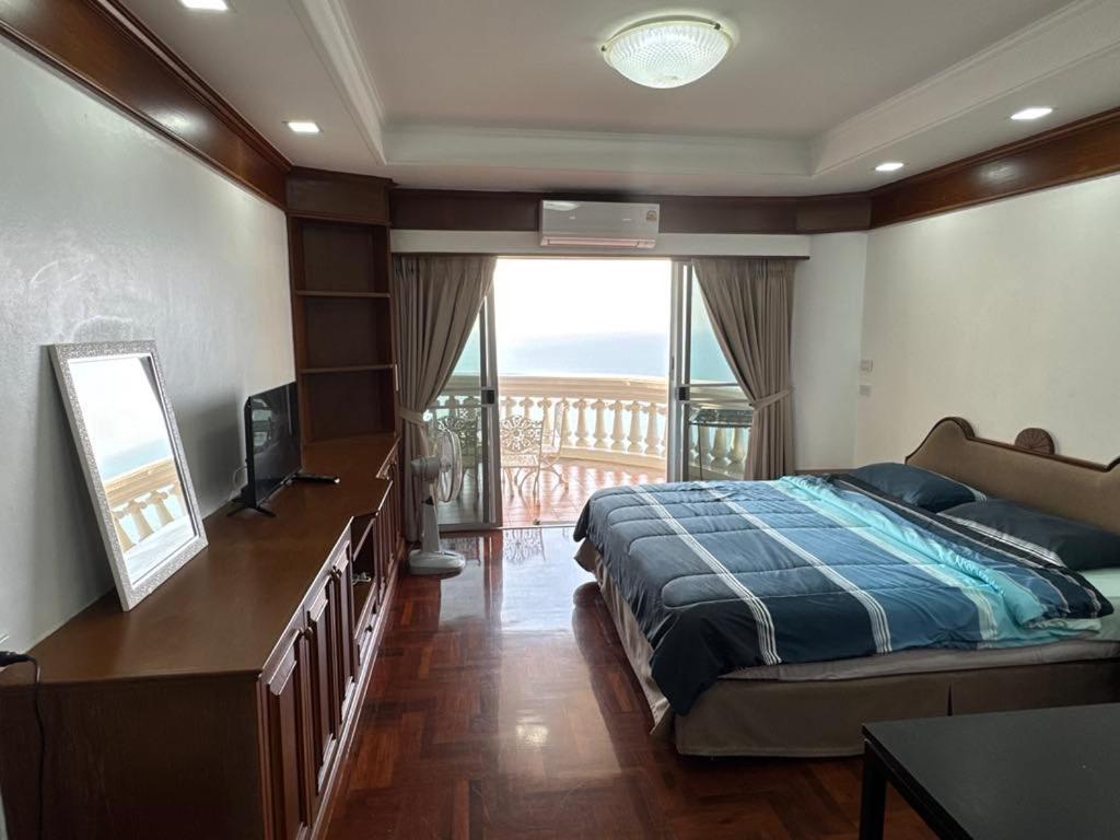 Sky Apartment *
