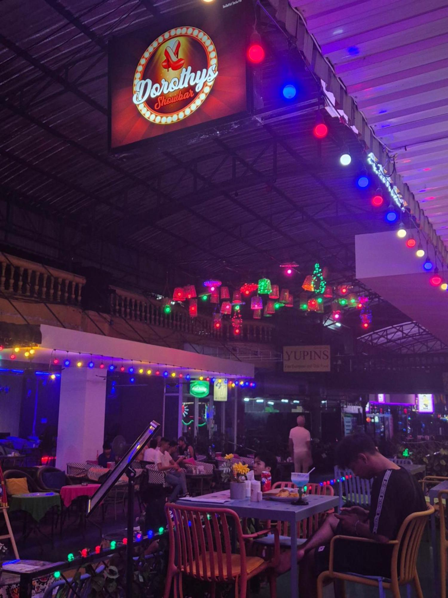 Dorothys Hotel *