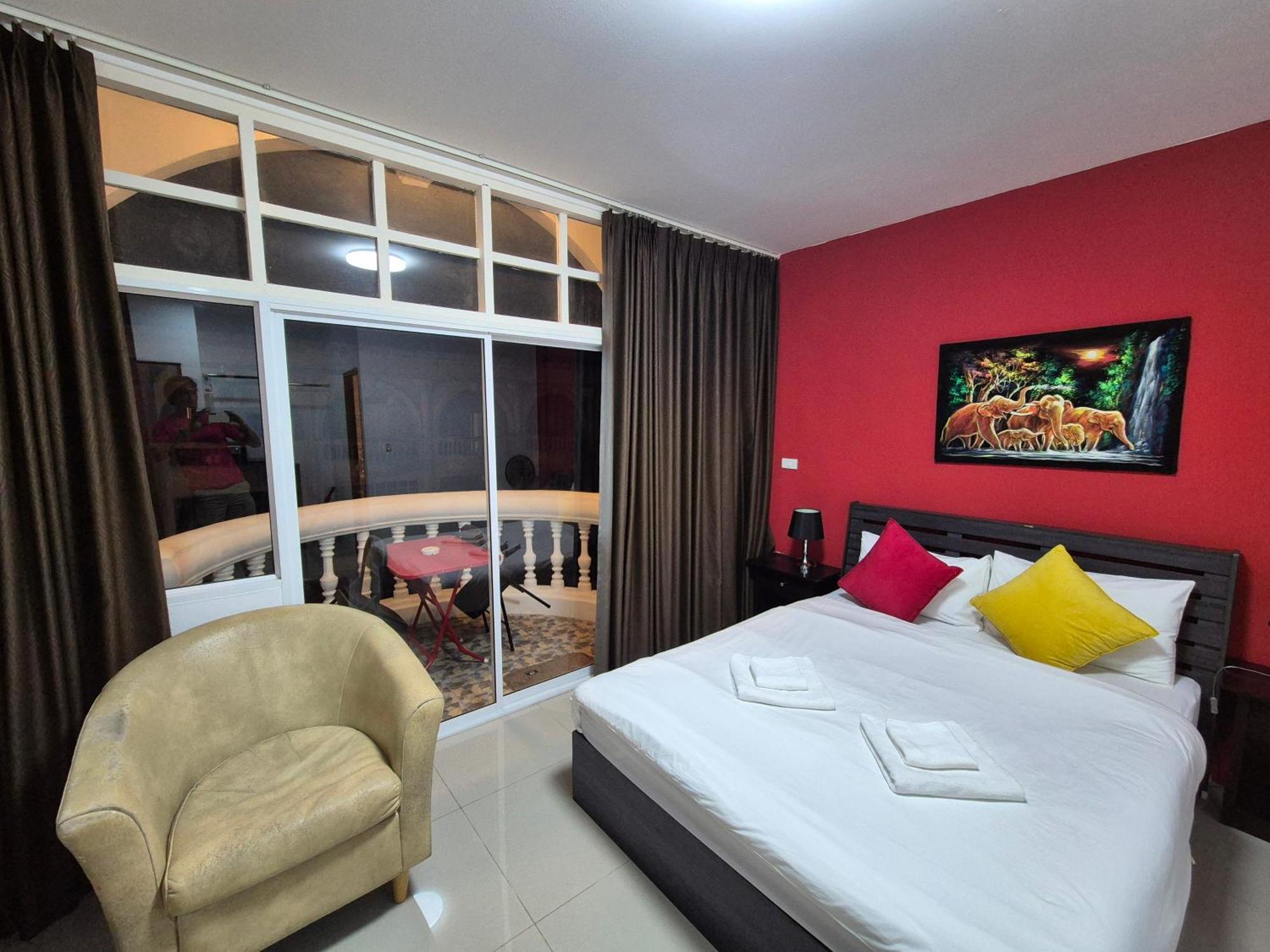Dorothys Hotel