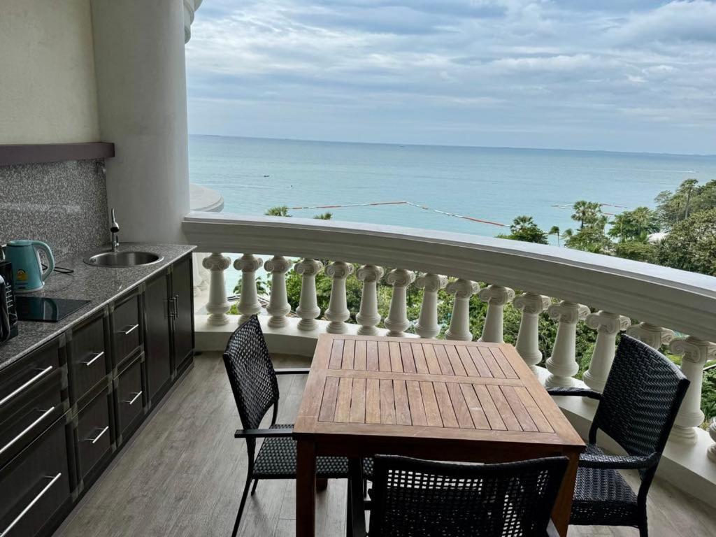 Apartment Sky Sea View Pattaya