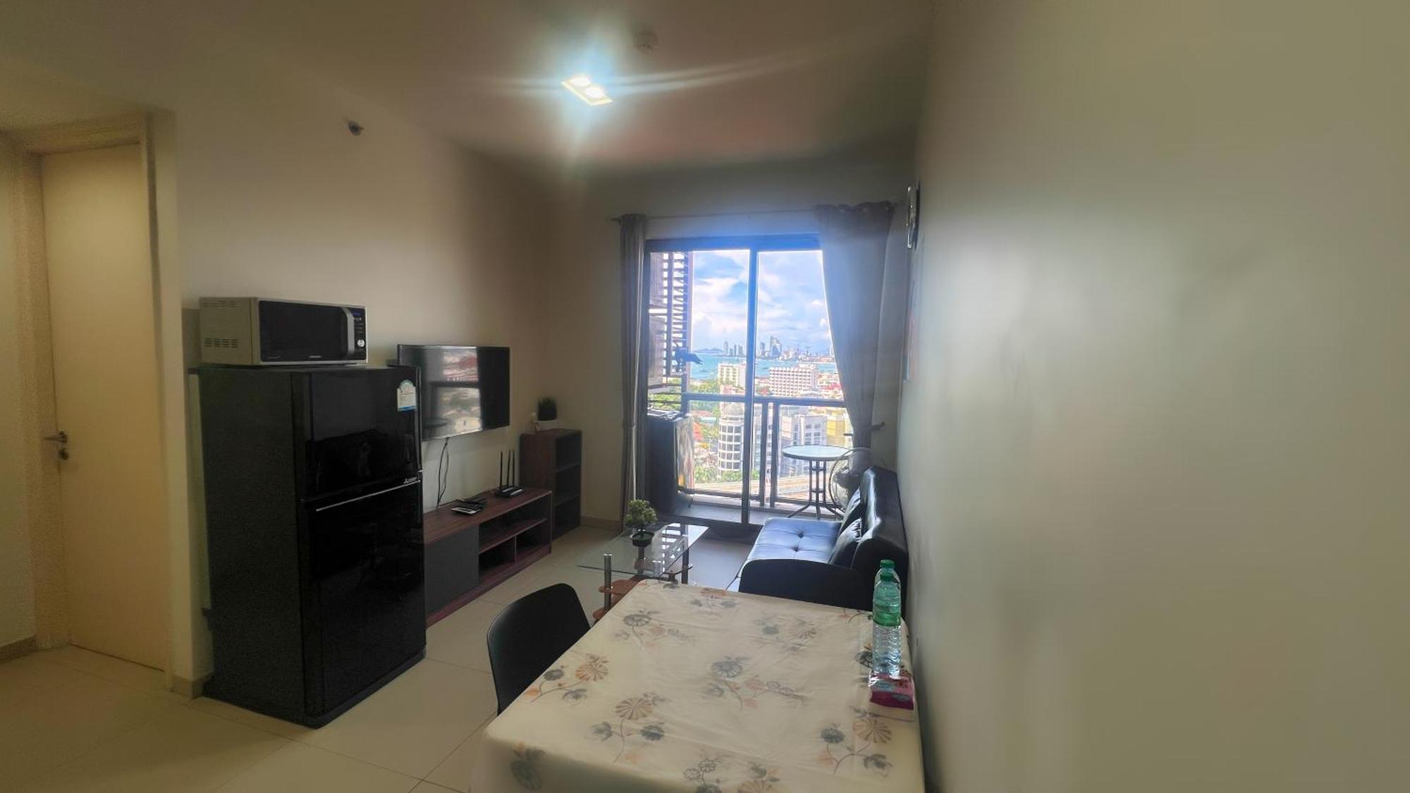 Walking Street Unixx Beautiful Sea View Apartment