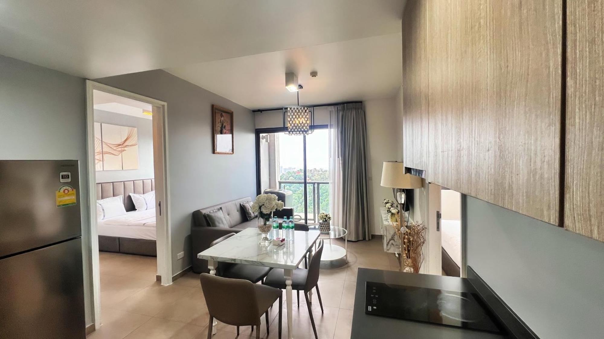 Walking Street Unixx Beautiful Sea View Apartment Pattaya