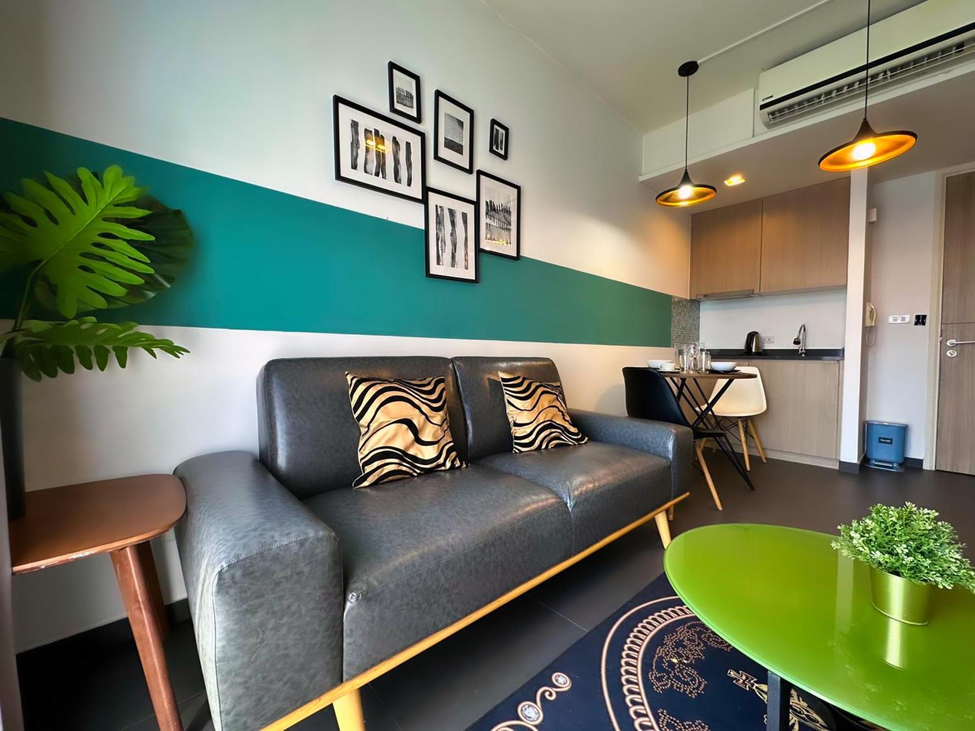 Walking Street Unixx Beautiful Sea View Apartment Pattaya