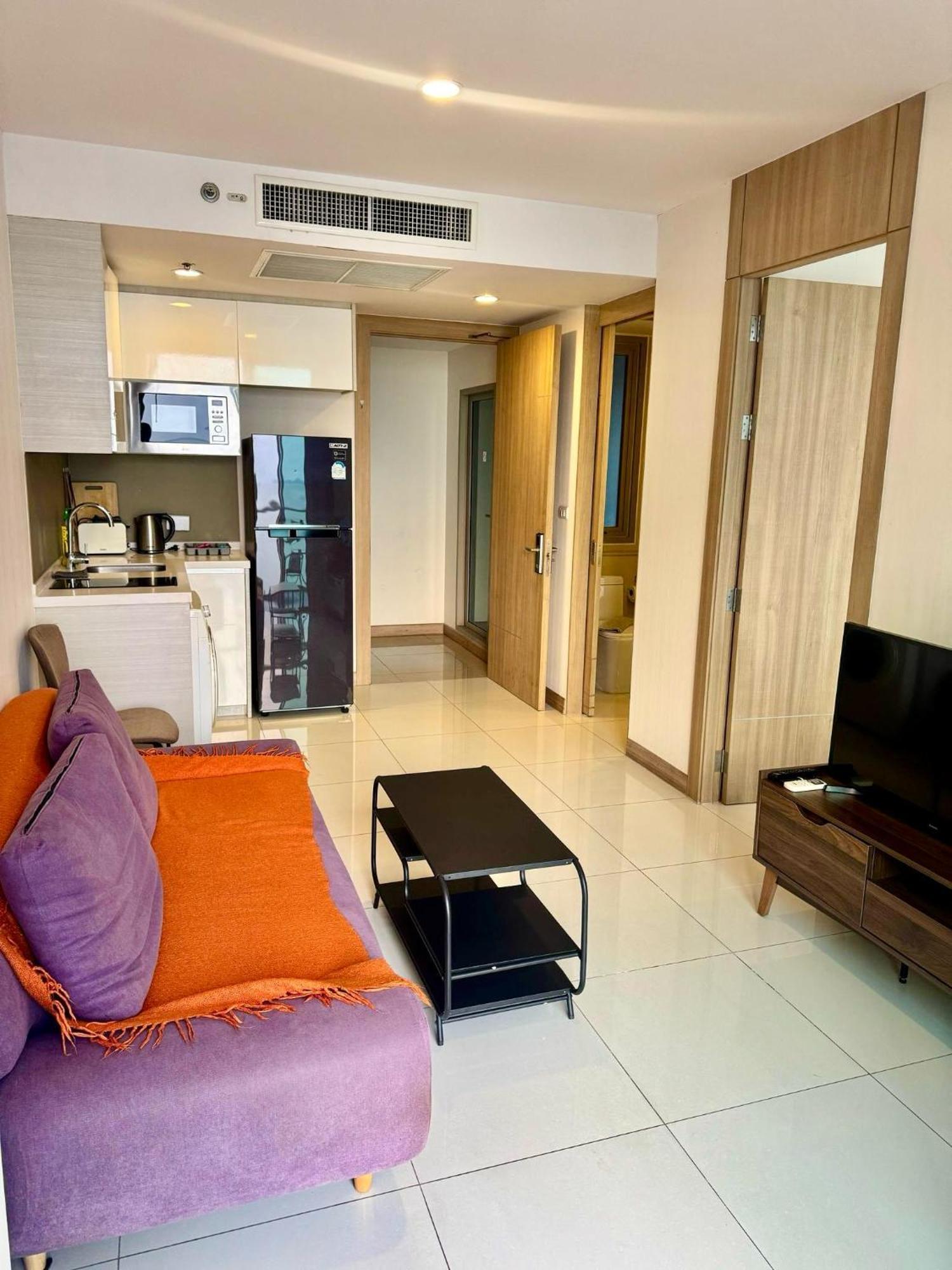 Riviera Wongamat Apartment