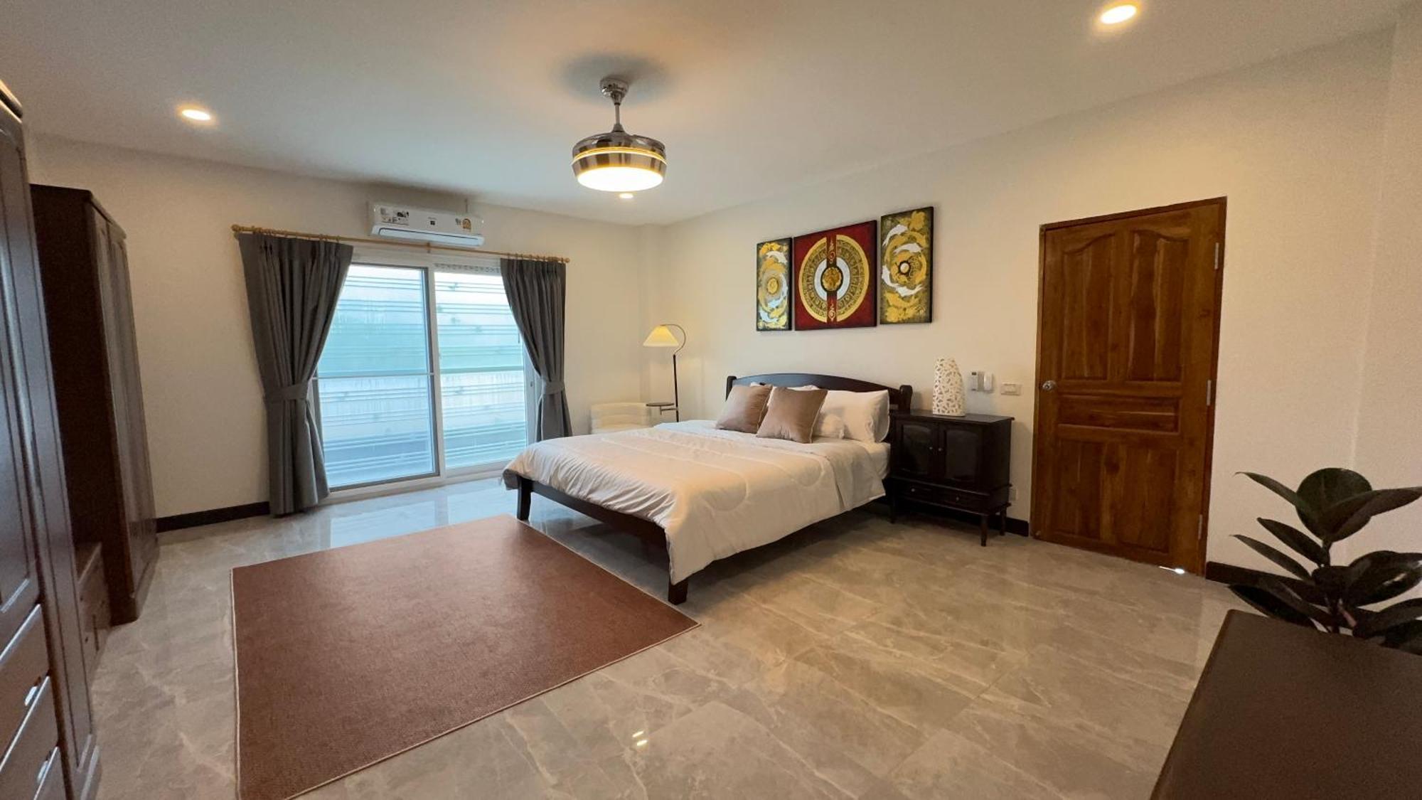 Book Now!! 800 Meters To Beach, Holiday home *