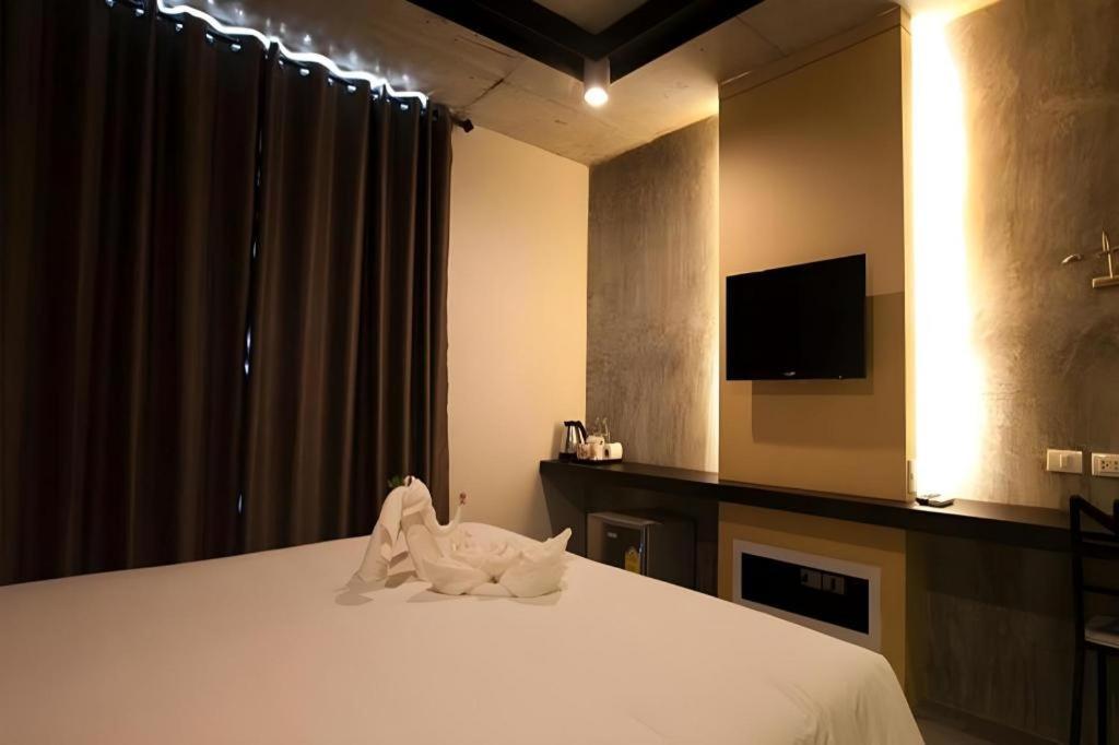 Hotel B2 South Premier