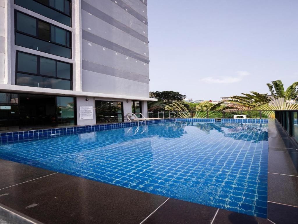 Hotel B2 South Premier