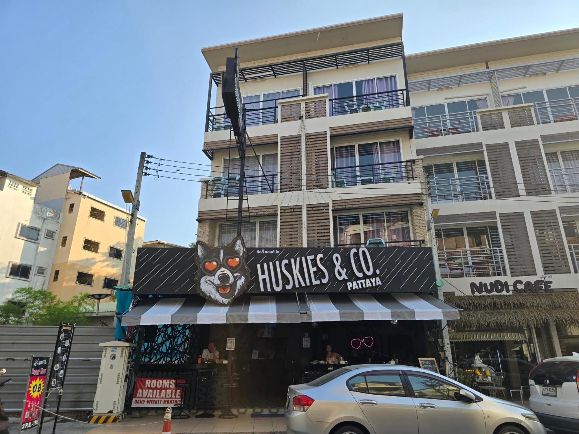 Huskies And Company *