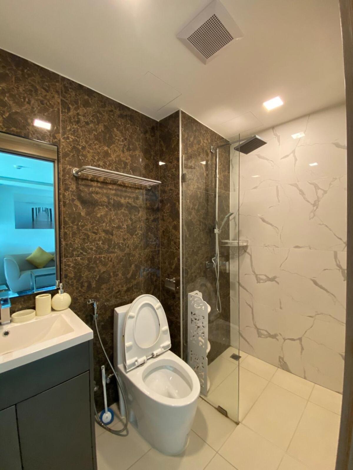 Comfort In The Water Park