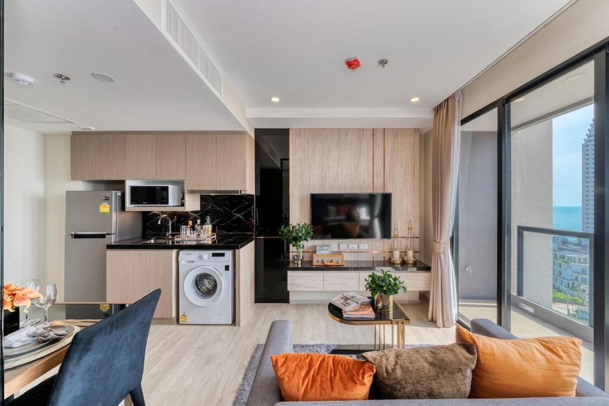 New! The Panora 1br King Seaview Penthouse