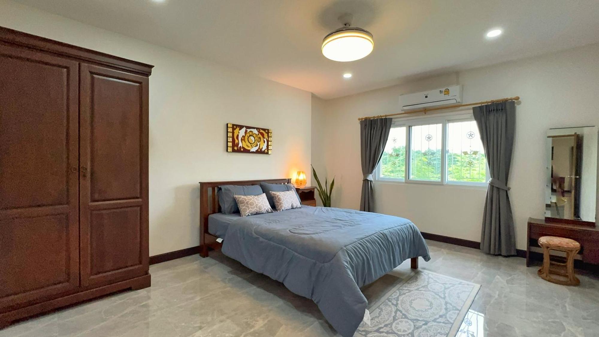 Book Now!! 800 Meters To Beach, *