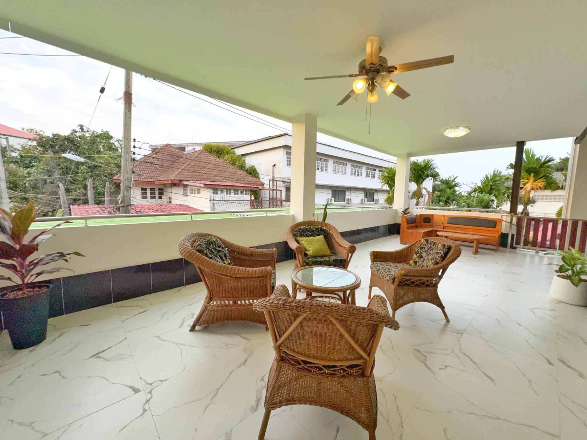 Book Now!! 800 Meters To Beach, *