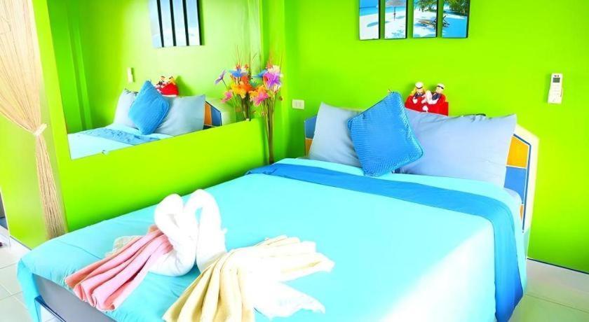 Baan Navy Kohlarn Hotel