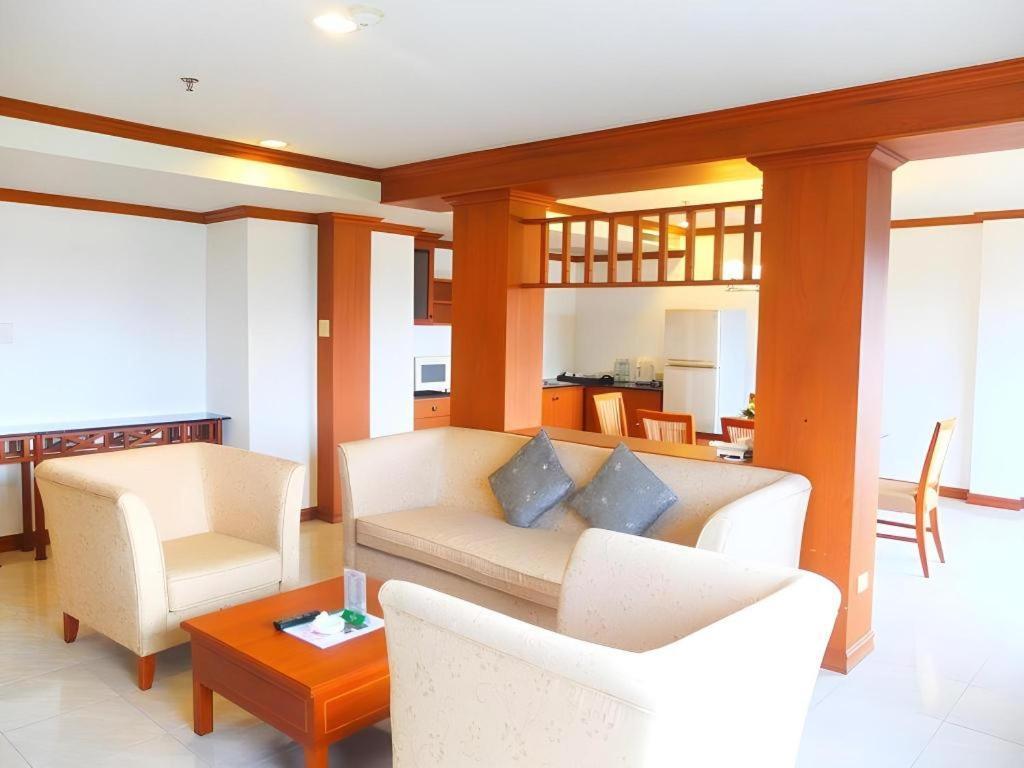 The Park Hotel 2*