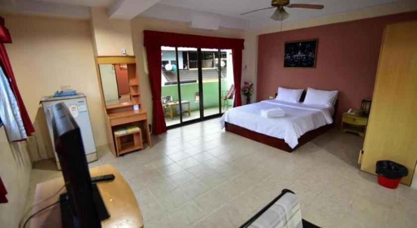 Oyo 75381 Billabong Hotel *