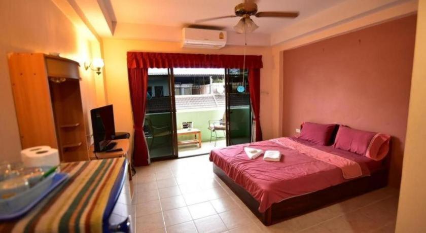 Oyo 75381 Billabong Hotel