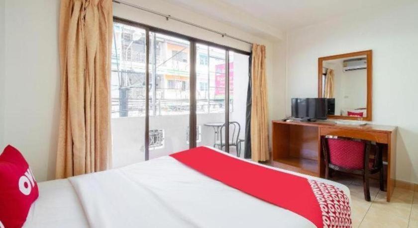 Hotel Oyo 811 Jasmine 2*