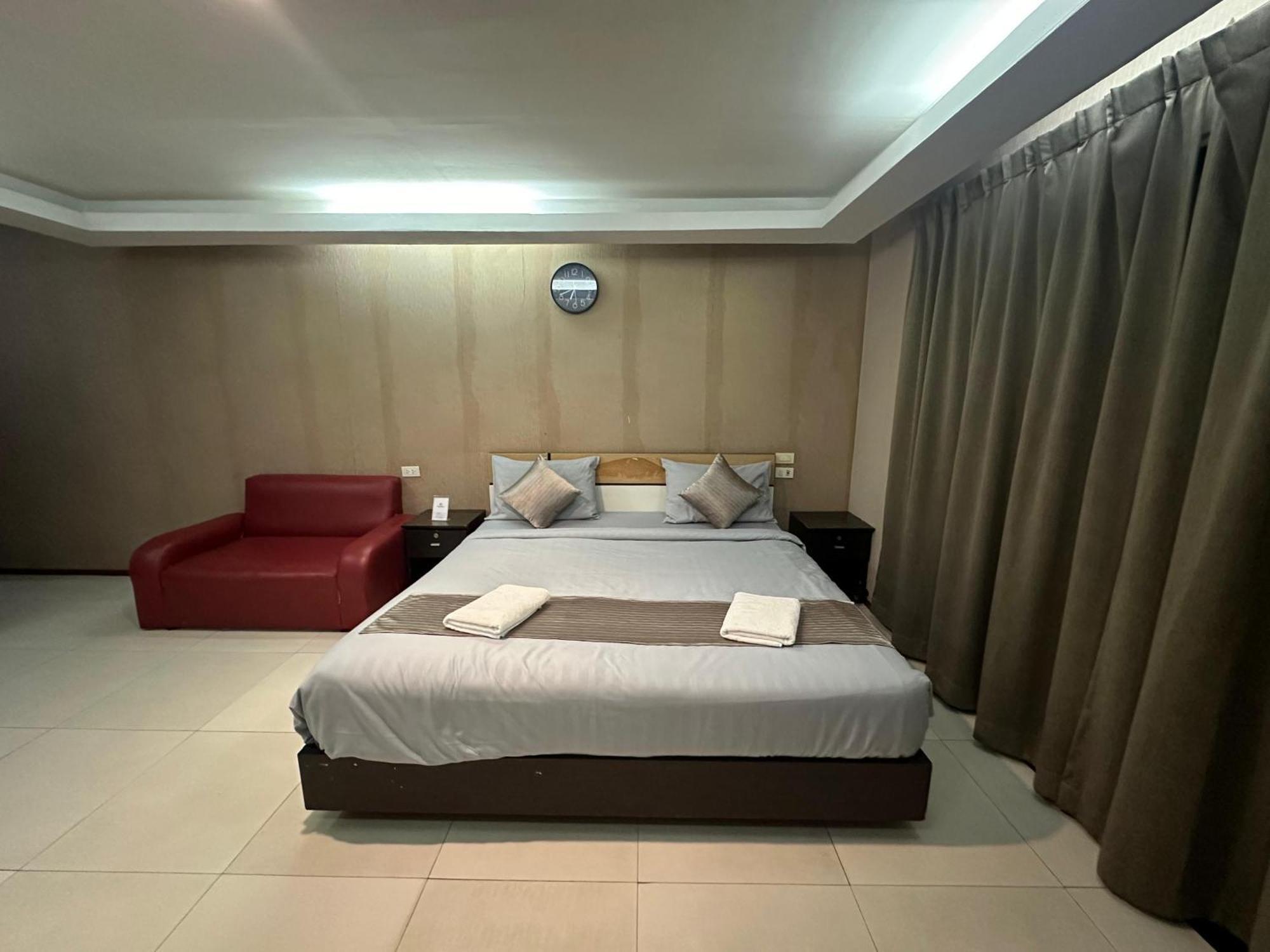Siamese Serenity Stays-pattaya 3*