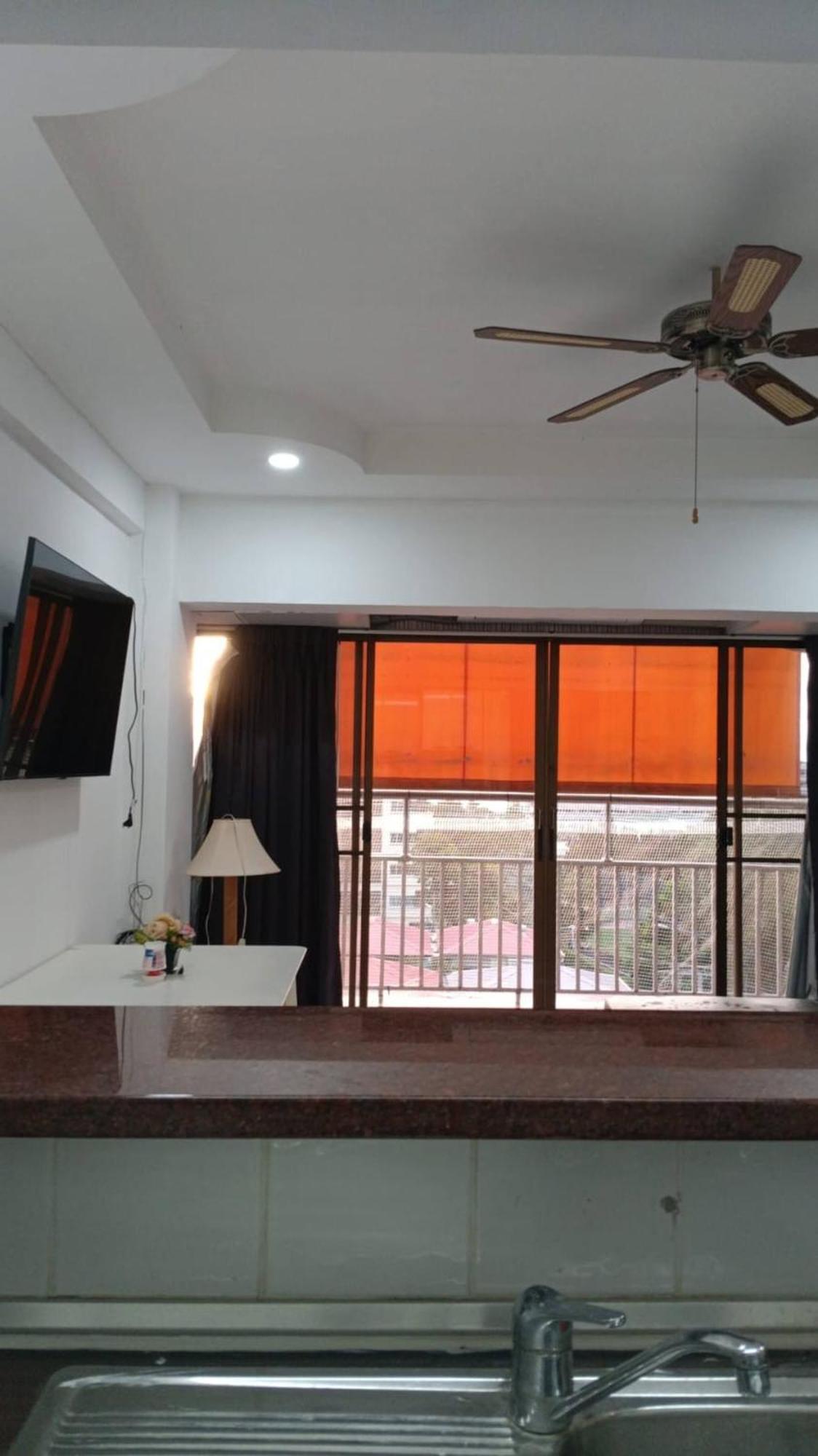 Sombat Seaview 1 Bedroom *